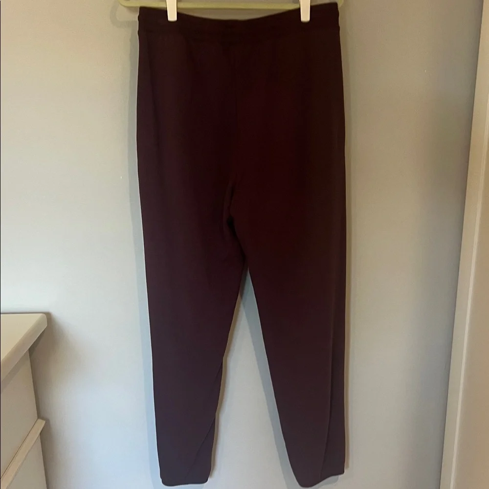 Barefoot Dreams Cozy Burgundy Fig Sweater and Jogger Pants Set Medium TALL - Picture 11 of 13